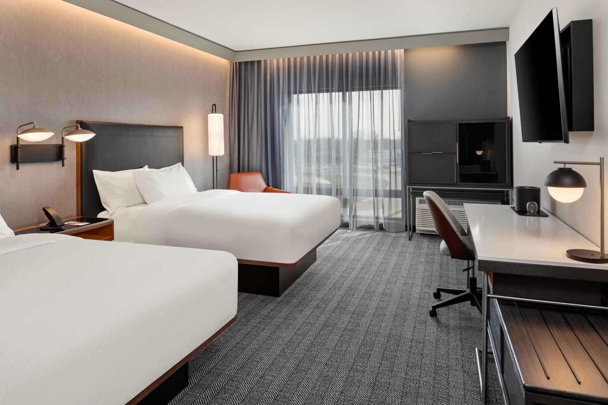 Courtyard By Marriott Bettendorf Exteriör bild