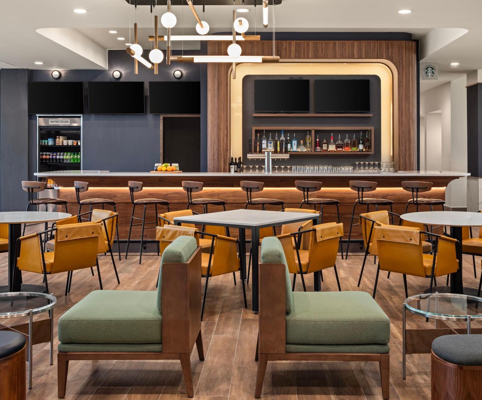Courtyard By Marriott Bettendorf Exteriör bild